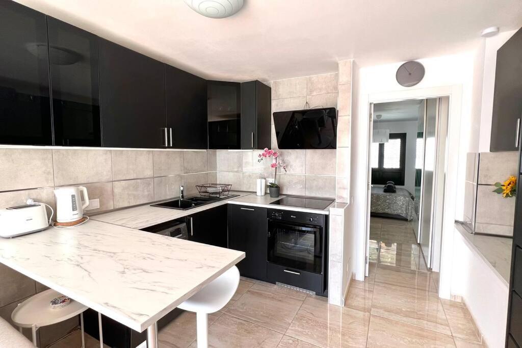 Casa Teddy - Central And Modern One Bedroom Apartment Тиас Экстерьер фото